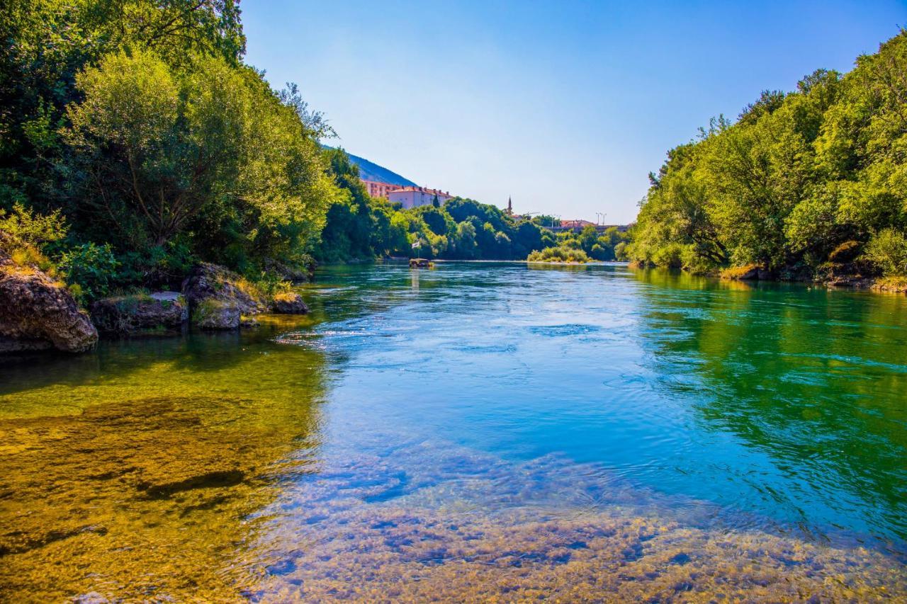 Kovac Riverfront Apartments Mostar Exterior foto